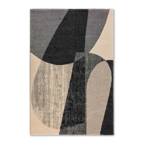 Rechteckiger Teppich mit abstraktem geometrischem Muster und geschwungenen Formen in verschiedenen Grau-, Schwarz- und Beigetönen.