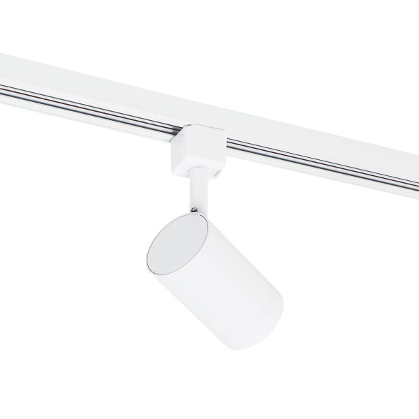 Weißer zylindrischer Strahler für ein Schienensystem montiert an einer weißen Stromschiene.