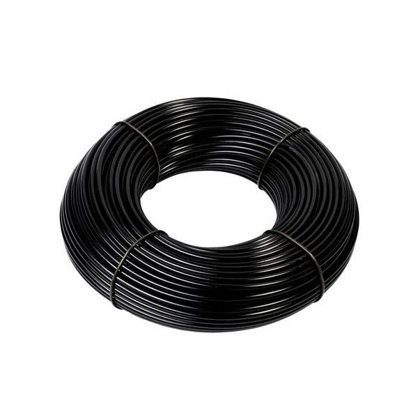 Eine aufgerollte Kunststoffleitung oder ein Kabelschutzrohr in Ringform für die Elektroinstallation.