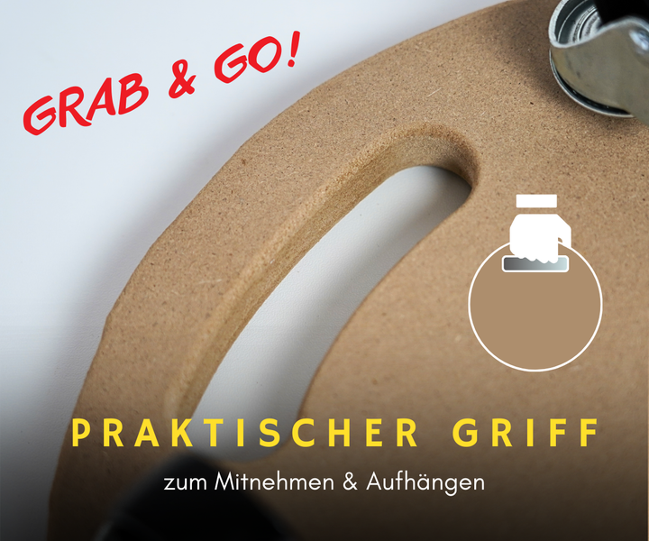 Holzplatte mit praktischer Aussparung als Griff zum Mitnehmen und Aufhängen.