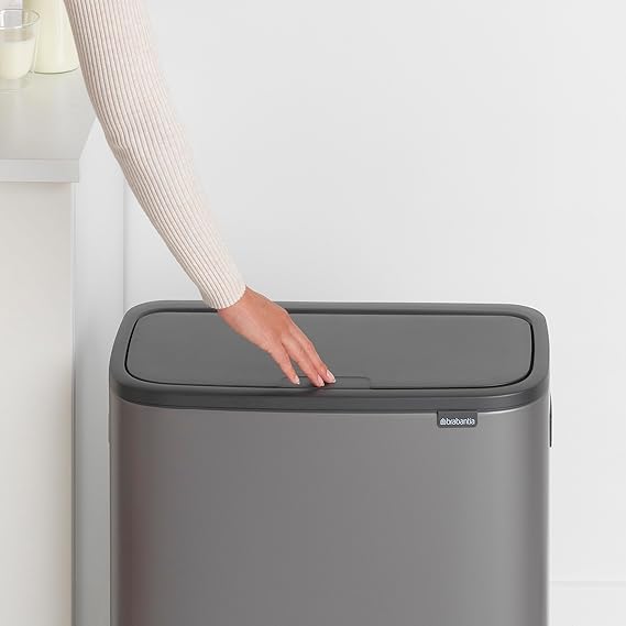 Brabantia Hochwertiger Abfallsammler Mit Touch Öffnung 2 x 30 Liter HxBxT 65,6 x 54,5 x 31 cm Platin
