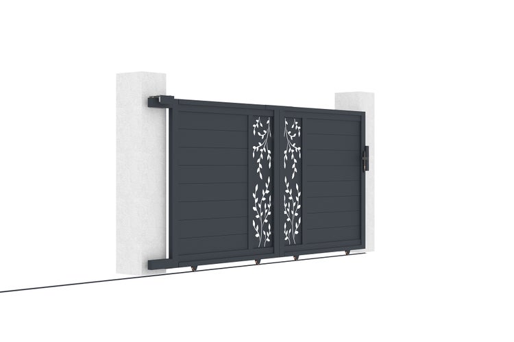 Modernes Schiebetor aus Aluminium in Anthrazit mit dekorativem Blattmuster und horizontalen Lamellen zwischen zwei Pfosten.