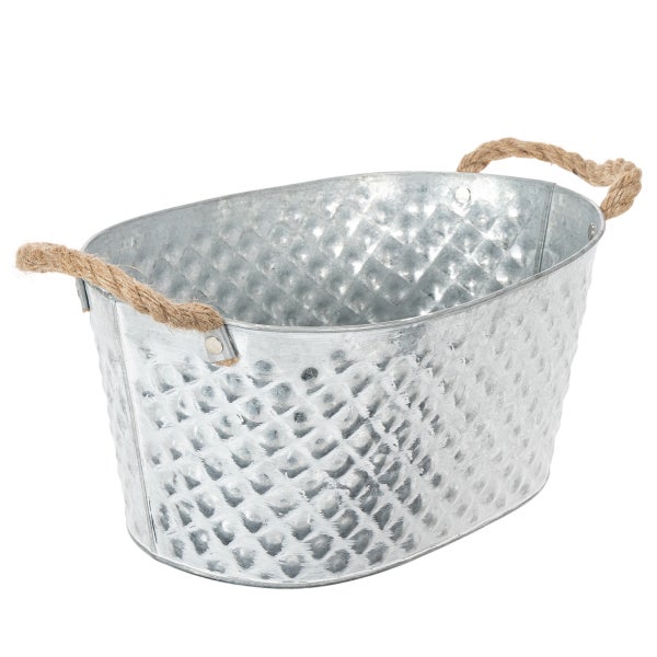 Ovale Zinkwanne mit Hammerschlag-Optik und zwei Seilgriffen.