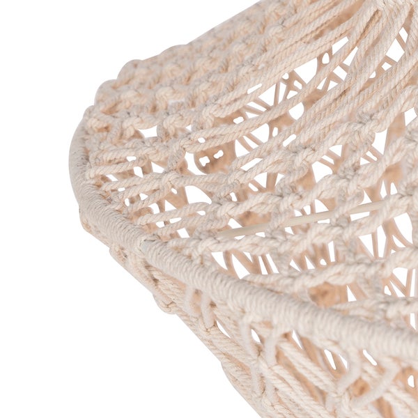 Detailaufnahme einer Makramee Hängehöhle.