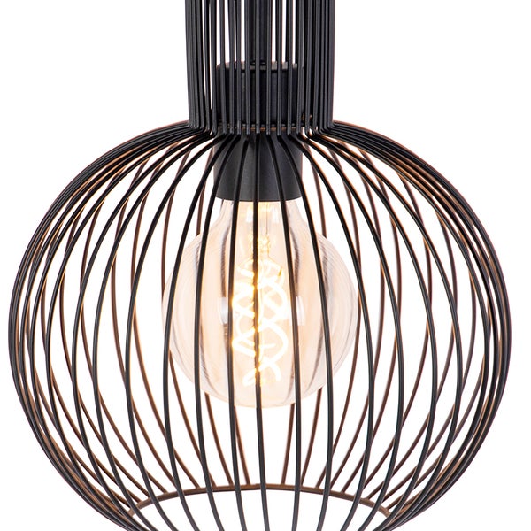 Schwarze Pendelleuchte mit kugelförmigem Drahtschirm und Glühbirne