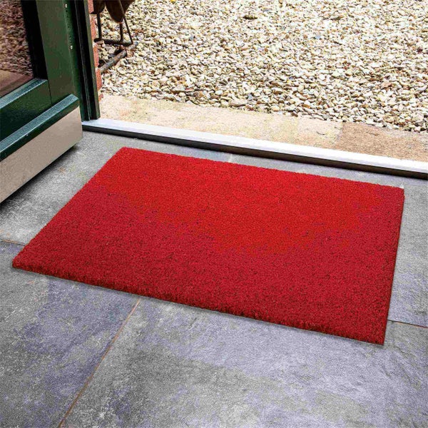 Roter Fußabtreter mit den Maßen 60 mal 40 Zentimeter