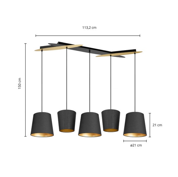 Fünfflammige Pendelleuchte mit schwarzen Stoffschirmen, Breite 113,2 Zentimeter, maximale Höhe 150 Zentimeter, Schirmdurchmesser 21 Zentimeter.