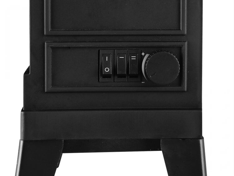 Nahaufnahme des Bedienfelds einer Heizung mit Schaltern und Drehknopf