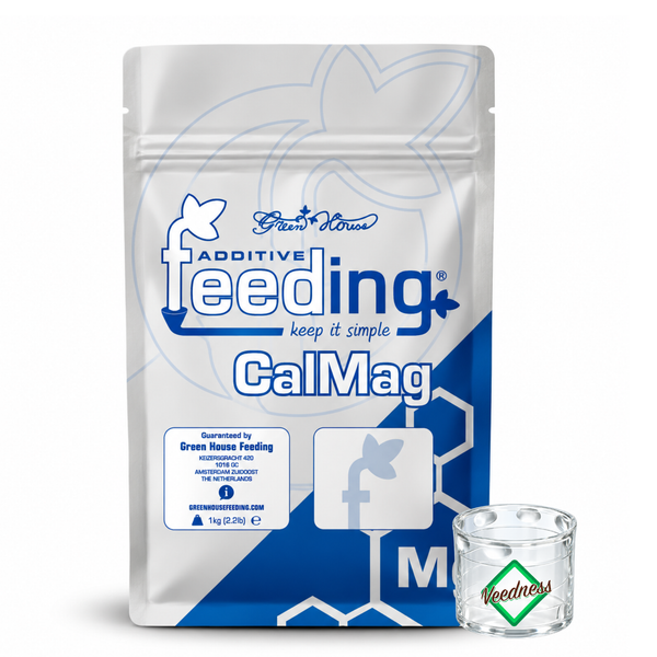 Green House Feeding Additive CalMag Pflanzendünger in einem 1 Kilogramm Standbodenbeutel