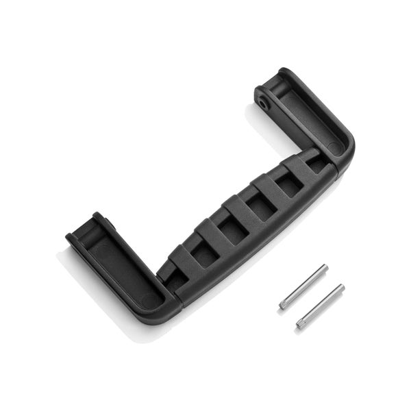 Nahaufnahme von blauen Hortensienblüten mit grünen Blättern