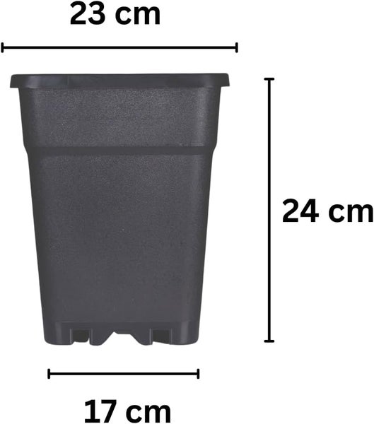 Quadratischer Pflanztopf aus Kunststoff mit Maßen: oben 23 Zentimeter breit, 24 Zentimeter hoch und unten 17 Zentimeter breit.