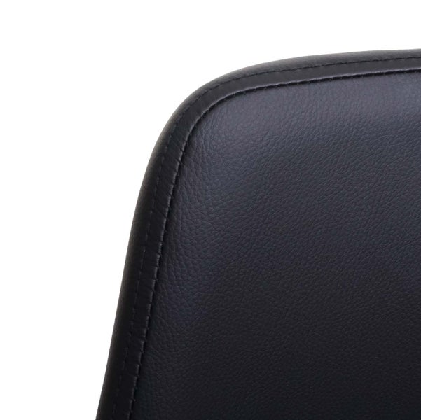 Detailaufnahme einer Sitzfläche mit Lederbezug