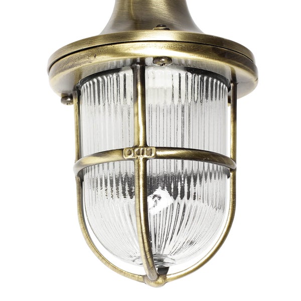 Deckenleuchte mit Glasabdeckung und Metallgehäuse