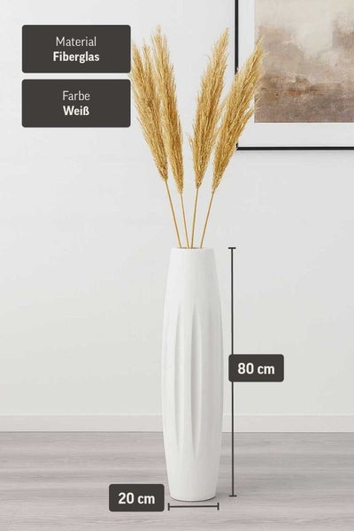 Weiße Bodenvase aus Fiberglas mit Rillenstruktur, Höhe 80 Zentimeter, Durchmesser 20 Zentimeter.