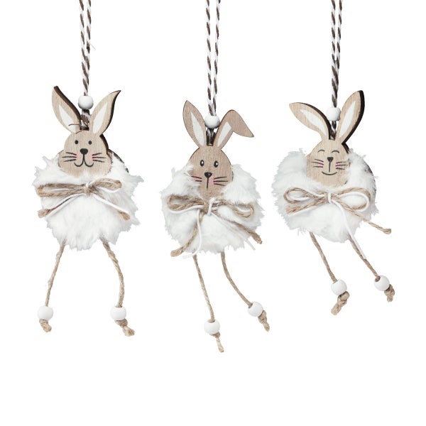 Drei hängende Osterhasen aus Holz mit Fellpuschel, Schleife und Beinen