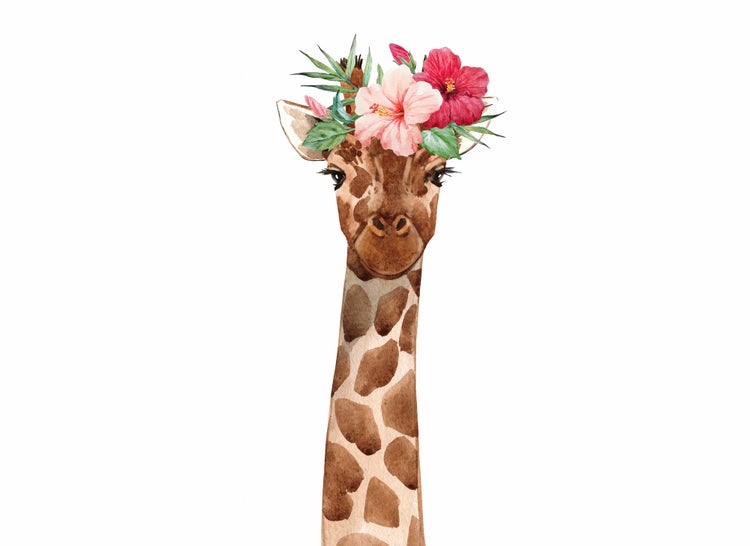 Aquarell-Illustration einer Giraffe mit einem Blumenkranz auf dem Kopf.