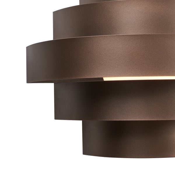 Mehrschichtige dekorative Leuchte für den Innenbereich.