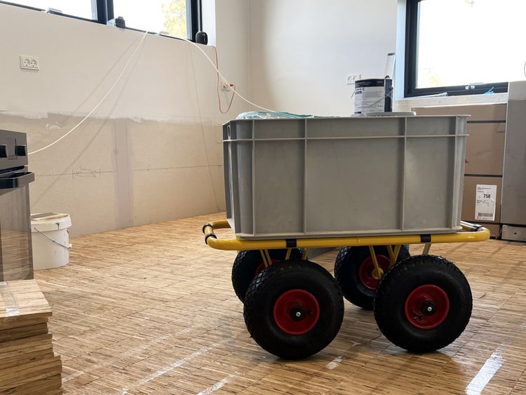 Plattenwagen Ravendo PW300 Schwerlastkarre – Transporthilfe mit Luftreifen, 300 kg Tragkraft, Stahlrahmen