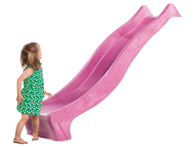 Wellenrutsche aus Kunststoff für Kinder, neben einem Kind zum Größenvergleich.