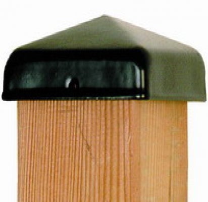 Holzzaun mit abgerundetem oberen Ende