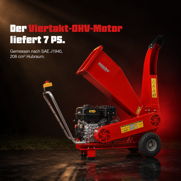 Roter Hecht Holzhäcksler mit 7 Pferdestärken Viertaktmotor und 208 Kubikzentimeter Hubraum.