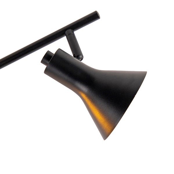 Detailaufnahme einer schwarzen Strahlerlampe