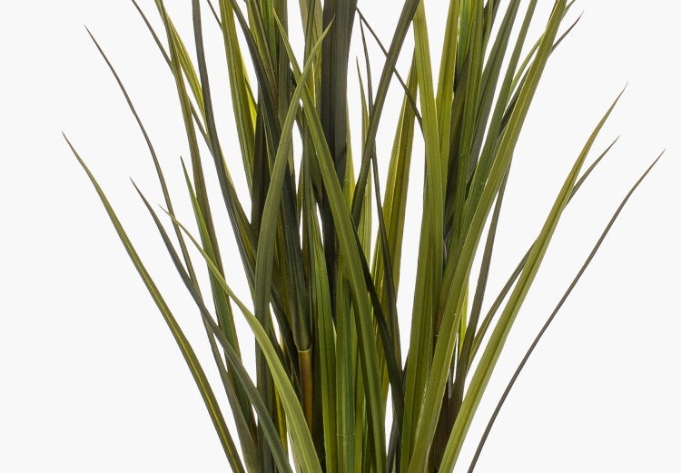 Nahaufnahme eines künstlichen Olivenzweigs mit grünen Blättern und einem braunen Stiel.