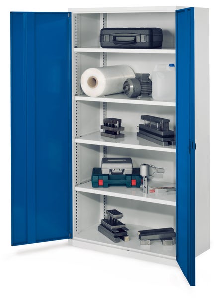 Stahlschrank mit Regalböden zur Aufbewahrung von Werkzeugen und Materialien