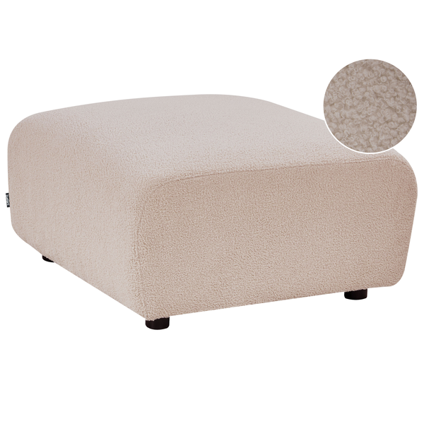 Beiger Polsterhocker mit Teddyfellbezug und schwarzen Füßen