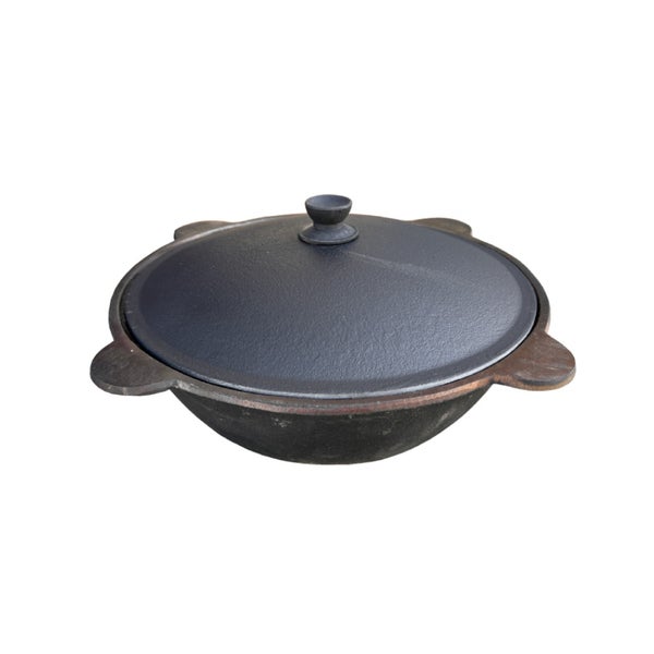 Gusseisen Kasch mit Deckel fuer Outdoor Kochgeraete