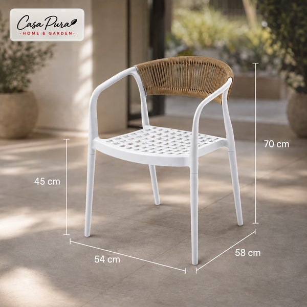 Gartenstuhl von Casa Pura mit geflochtener Rückenlehne und Maßangaben in Zentimeter