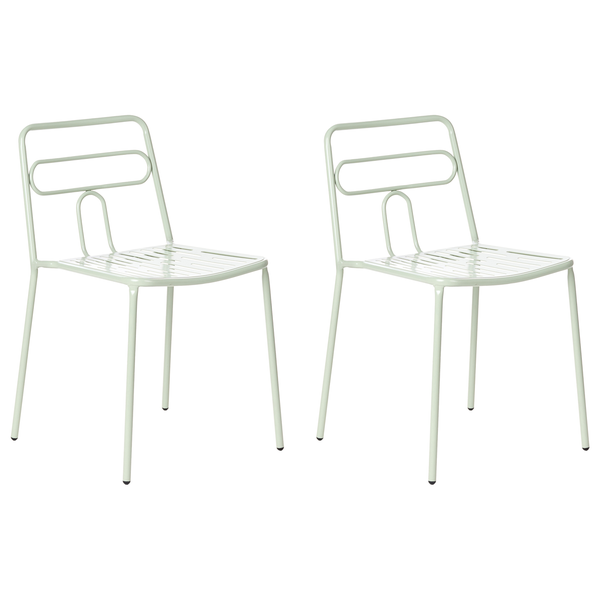 Metallstuhl mit Rückenlehne und Sitzfläche mit Schlitzen