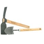 Gartenhacke und kleine Schaufel mit Holzstiel als Set für Gartenarbeiten.