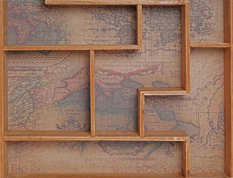Dekoratives Wandregal mit antikem Weltkarten-Motiv