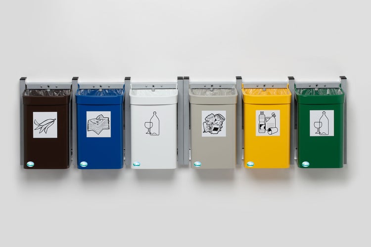 PROREGAL Robuster Abfallsammler 3 Fach Mit Wandhalterung 15 Liter Je Behälter HxBxT 42,5 x 88 x 23 cm Verzinkter Stahl Grün Gelb, Grau