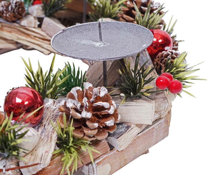 Adventskranz aus Holz mit Kerzenhalter, Tannenzapfen und Dekor