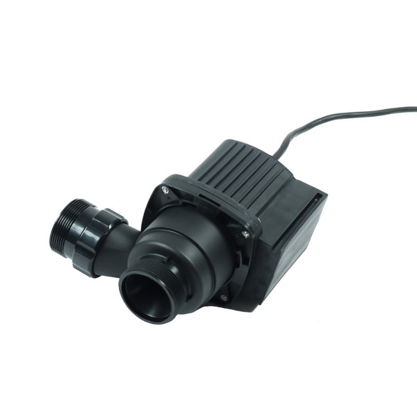 Schwarze Teichpumpe aus Kunststoff mit geripptem Gehäuse, Gewindeanschlüssen und Stromkabel.