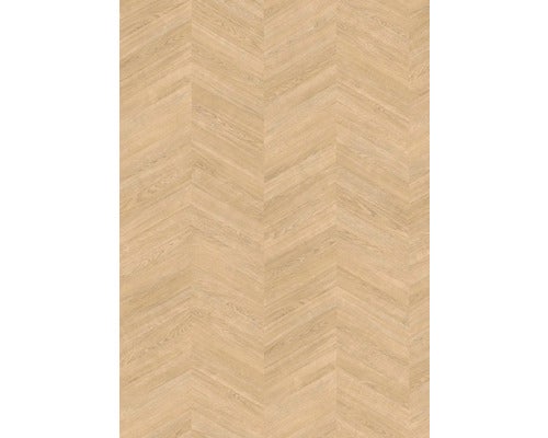 Laminatboden oder Vinylboden in heller Eichenoptik mit Chevron-Muster.
