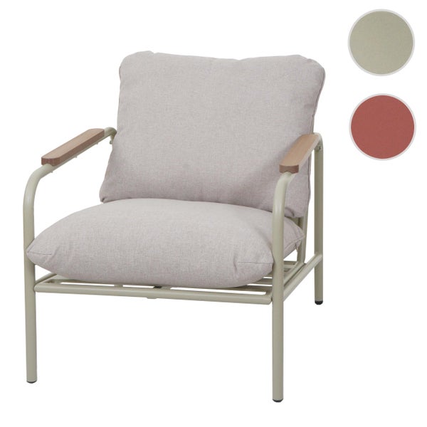 Beigefarbener Loungesessel mit Metallgestell, Armlehnen mit Holzauflage und dicken Polsterkissen für den Garten.