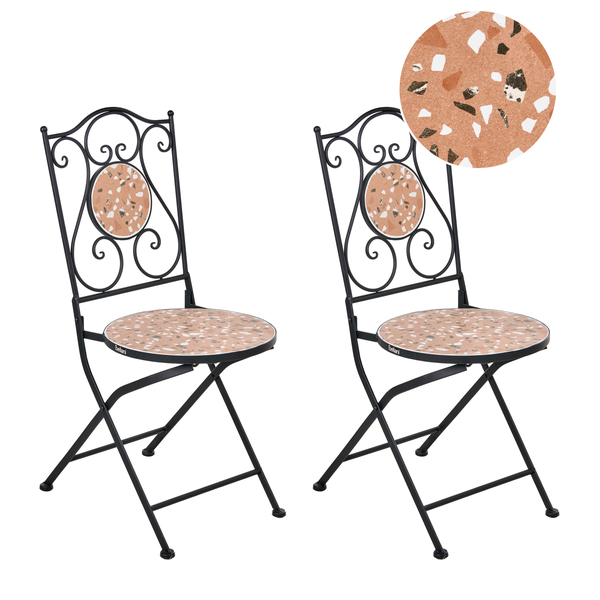 Zwei Gartenstühle aus Metall mit Terrazzo-Muster auf Sitzfläche und Rückenlehne