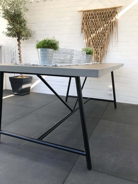 Novum TUBE Esstisch Betontisch 200x100 cm