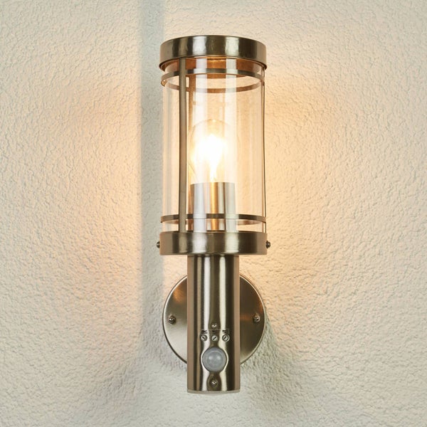 Lindby Edelstahl Wandlampe mit Bewegungsmelder, Wandleuchte aussen Außenleuchte IP44 Außenlampe 1x E27 ohne Leuchtmittel Außenwandleuchten Garten