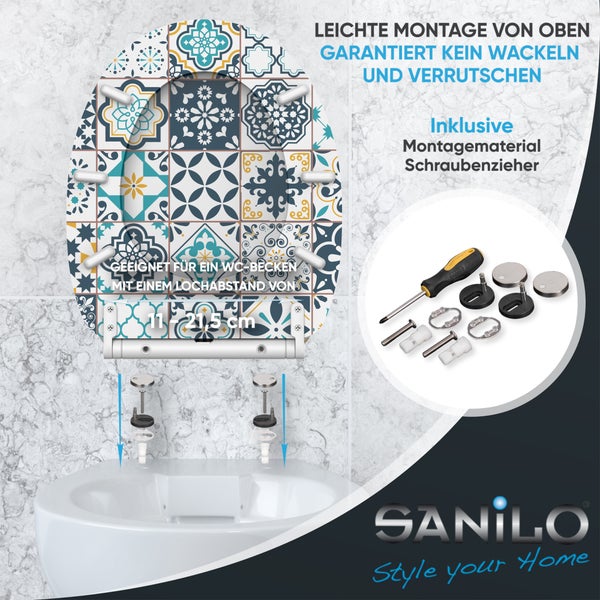 Sanilo Toilettensitz mit Kachelmuster, Montage von oben, Lochabstand 11 bis 21,5 Zentimeter, inklusive Montagematerial und Schraubendreher, Sanilo Logo.