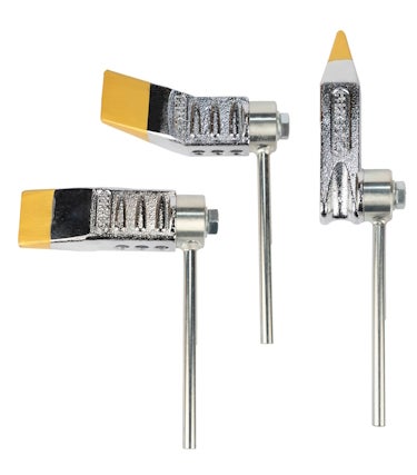 Metall-Ersatzspitzen mit gelber Markierung und langen Haltebolzen in drei Ansichten.