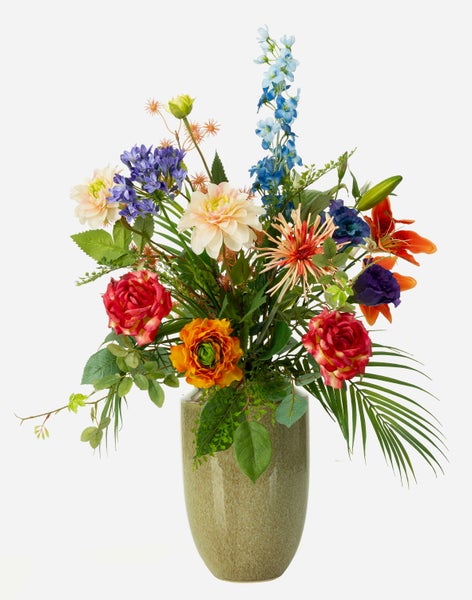 Künstliche Schmucklilie Agapanthus Blütenkopf mit blauen Textilblüten und gelben Pollen.