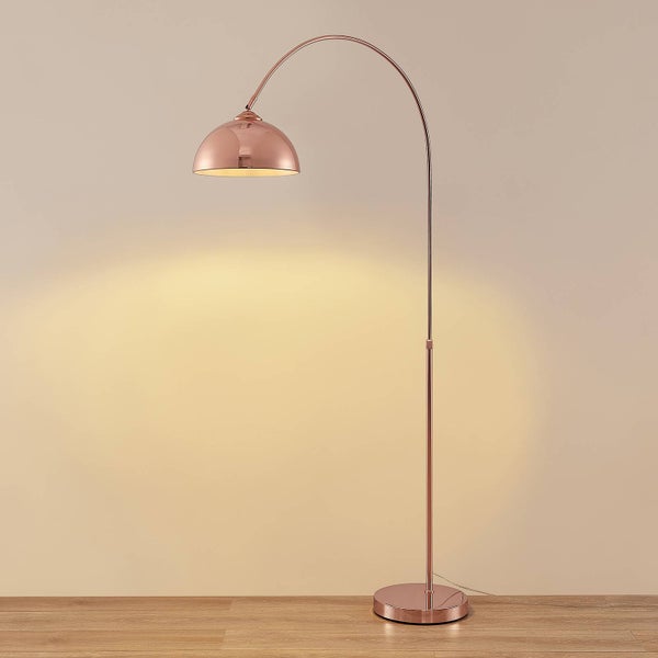 Bogenlampe aus Metall mit Lampenschirm