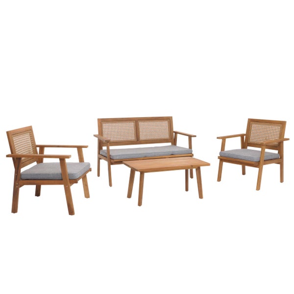 4-teiliges Garten-Lounge-Set aus Holz mit Geflecht-Rückenlehnen, zwei Sesseln, einer Bank, einem Tisch und grauen Sitzkissen.