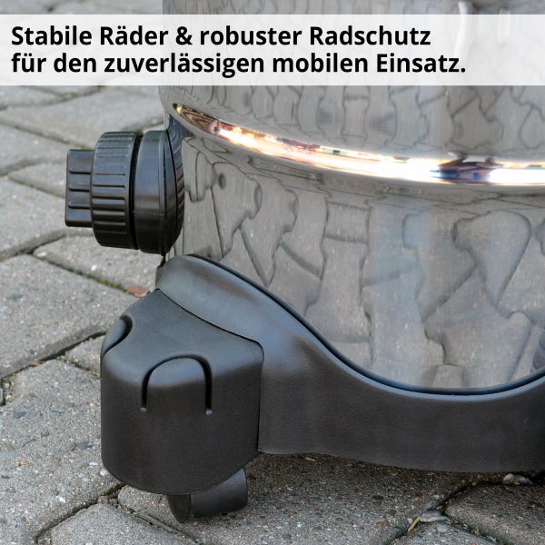 Detailansicht eines Nass-Trockensaugers mit stabilem Rad und robustem Radschutz an einem Edelstahlbehälter.