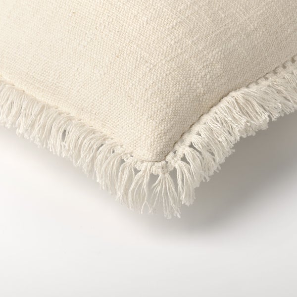 Dekokissen mit Fransen