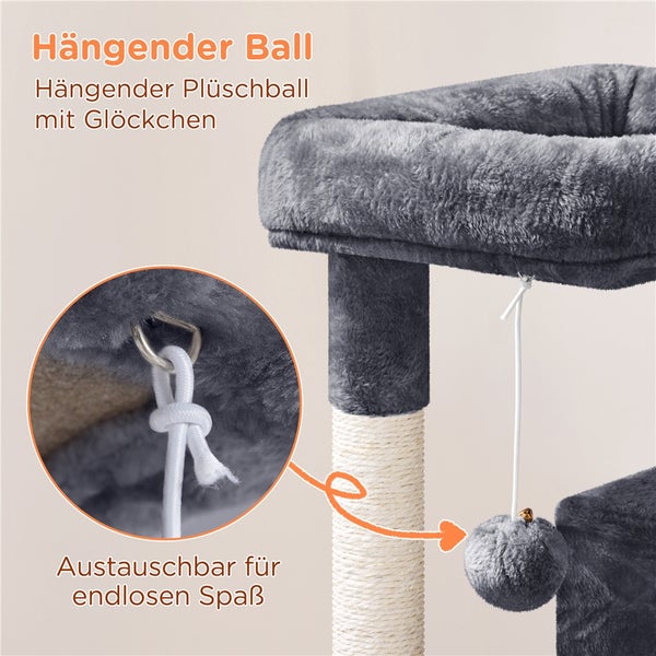 Detailansicht eines Katzenkratzbaums mit einem hängenden Ball